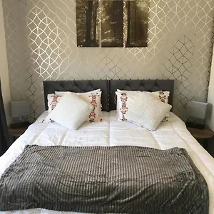 2 Flat Swansea