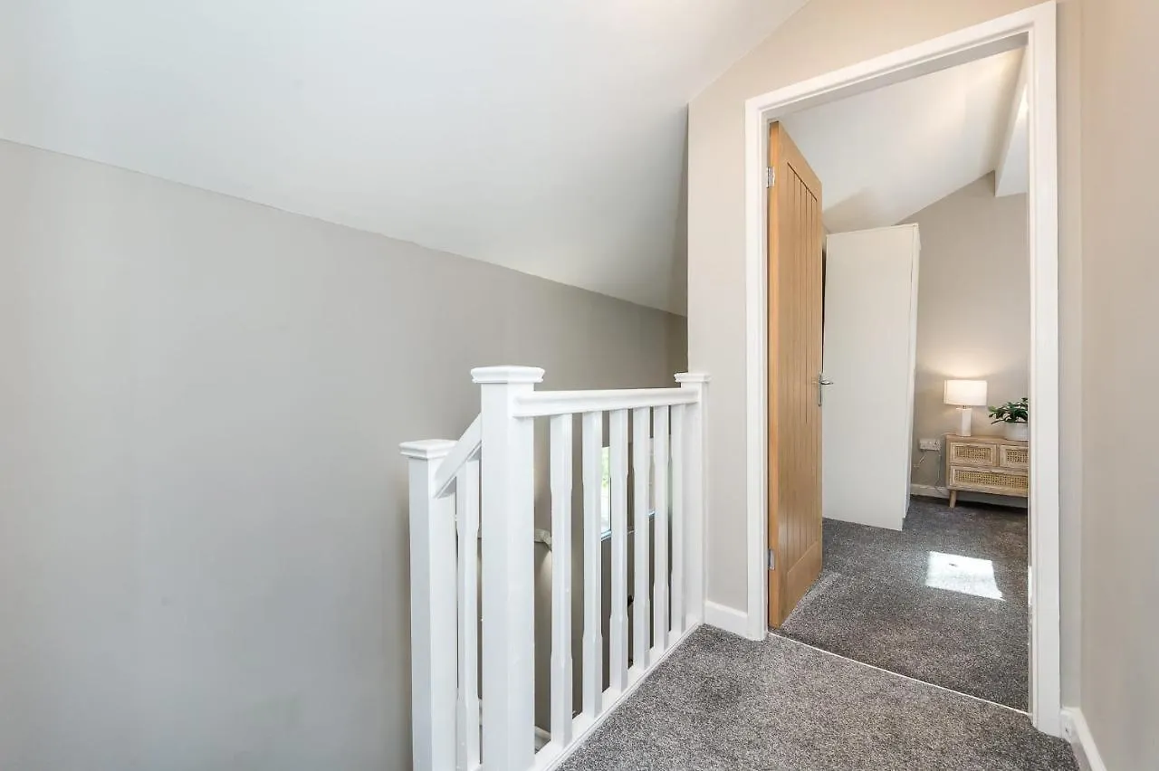 Host & Stay - The Georgian Coach House 1 Liverpool Holiday home